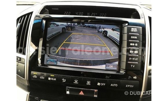Buy Import Toyota Land Cruiser White Car in Import - Dubai in Kailahun Buy Import Toyota Land Cruiser White Car in Import - Dubai in Kailahun