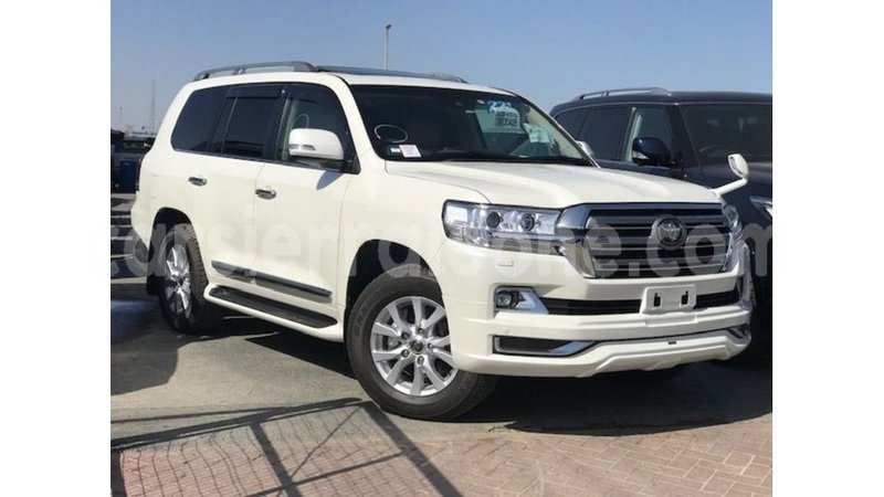 Big with watermark toyota land cruiser kailahun import dubai 5816