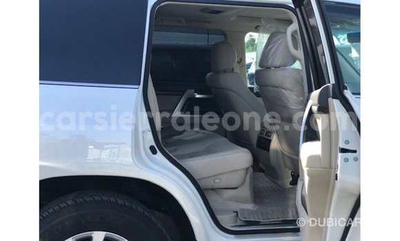Buy Import Toyota Land Cruiser White Car in Import - Dubai in Kailahun Buy Import Toyota Land Cruiser White Car in Import - Dubai in Kailahun