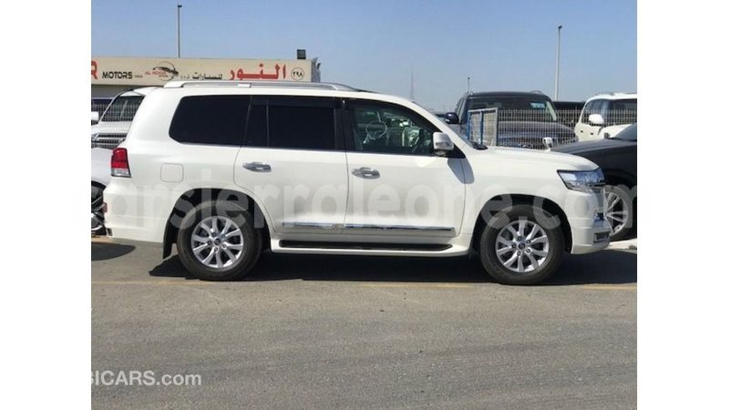 Big with watermark toyota land cruiser kailahun import dubai 5816