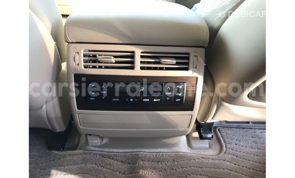 Buy Import Toyota Land Cruiser White Car in Import - Dubai in Kailahun Buy Import Toyota Land Cruiser White Car in Import - Dubai in Kailahun