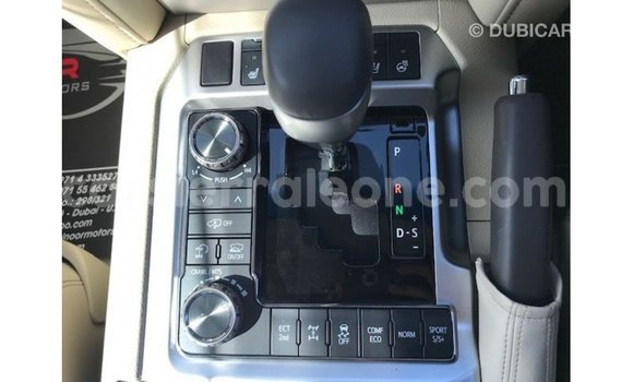 Buy Import Toyota Land Cruiser White Car in Import - Dubai in Kailahun Buy Import Toyota Land Cruiser White Car in Import - Dubai in Kailahun