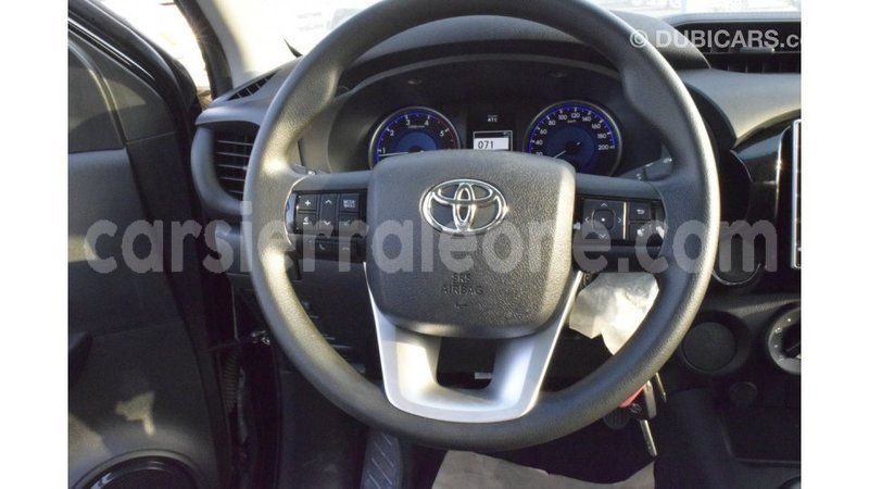 Big with watermark toyota hilux kailahun import dubai 5820