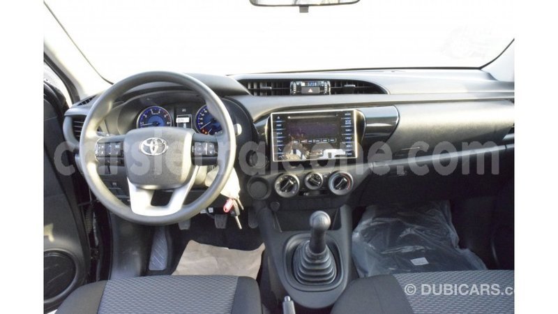 Big with watermark toyota hilux kailahun import dubai 5820