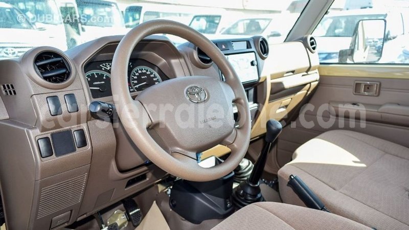 Big with watermark toyota land cruiser kailahun import dubai 5826