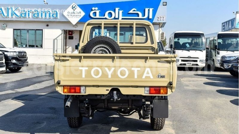 Big with watermark toyota land cruiser kailahun import dubai 5826