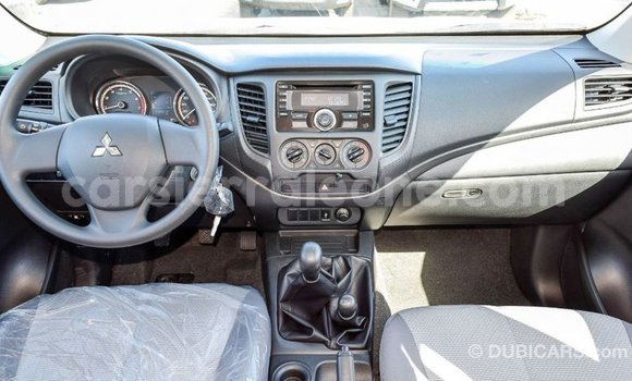 Buy Import Mitsubishi L200 White Car in Import - Dubai in Kailahun Buy Import Mitsubishi L200 White Car in Import - Dubai in Kailahun