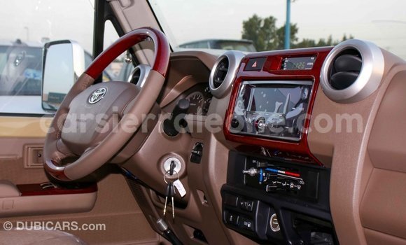 Buy Import Toyota Land Cruiser Beige Car in Import - Dubai in Kailahun Buy Import Toyota Land Cruiser Beige Car in Import - Dubai in Kailahun