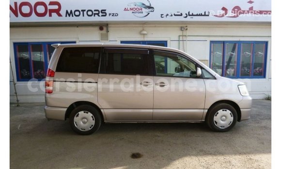 Buy Import Toyota Voxy Other Car in Import - Dubai in Kailahun Buy Import Toyota Voxy Other Car in Import - Dubai in Kailahun