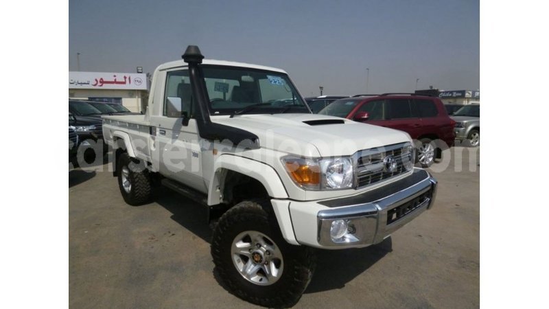 Big with watermark toyota land cruiser kailahun import dubai 5837