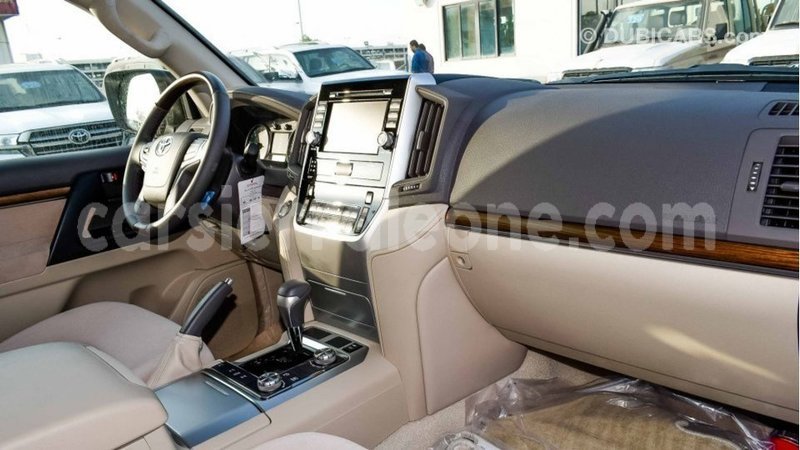 Big with watermark toyota land cruiser kailahun import dubai 5838