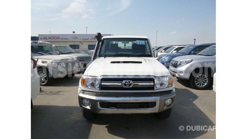 Big with watermark toyota land cruiser kailahun import dubai 5839