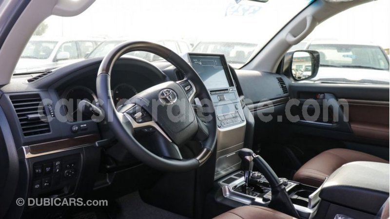 Big with watermark toyota land cruiser kailahun import dubai 5842