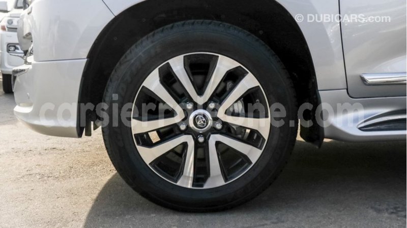 Big with watermark toyota land cruiser kailahun import dubai 5842