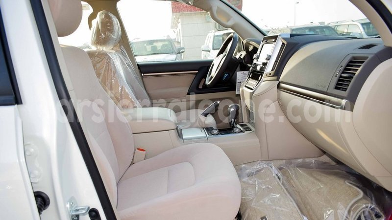 Big with watermark toyota land cruiser kailahun import dubai 5843