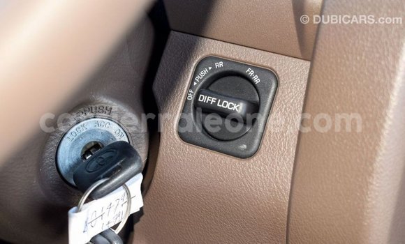 Buy Import Toyota Land Cruiser Beige Car in Import - Dubai in Kailahun Buy Import Toyota Land Cruiser Beige Car in Import - Dubai in Kailahun