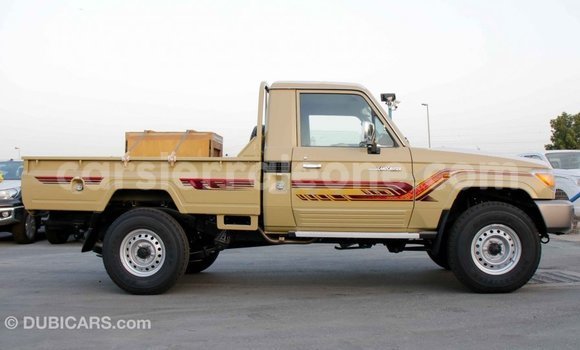 Buy Import Toyota Land Cruiser Beige Car in Import - Dubai in Kailahun Buy Import Toyota Land Cruiser Beige Car in Import - Dubai in Kailahun