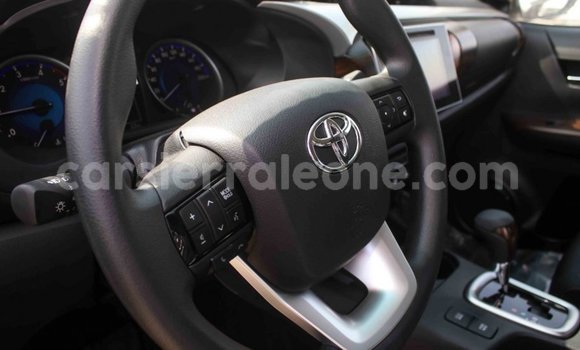 Buy Import Toyota Hilux White Car in Import - Dubai in Kailahun Buy Import Toyota Hilux White Car in Import - Dubai in Kailahun