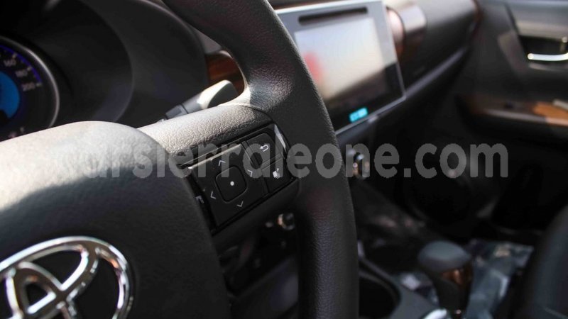 Big with watermark toyota hilux kailahun import dubai 5852