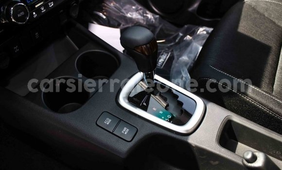 Buy Import Toyota Hilux White Car in Import - Dubai in Kailahun Buy Import Toyota Hilux White Car in Import - Dubai in Kailahun