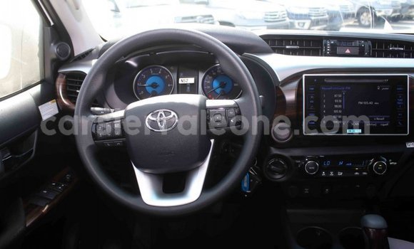 Buy Import Toyota Hilux White Car in Import - Dubai in Kailahun Buy Import Toyota Hilux White Car in Import - Dubai in Kailahun