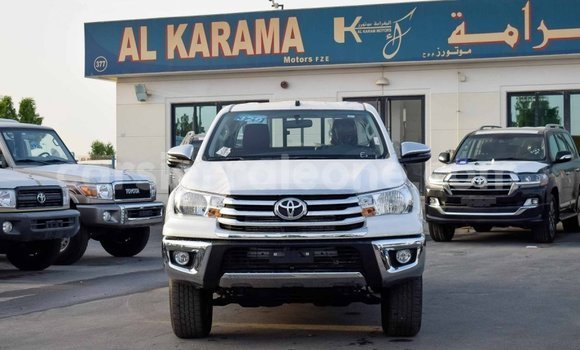 Buy Import Toyota Hilux White Car in Import - Dubai in Kailahun Buy Import Toyota Hilux White Car in Import - Dubai in Kailahun