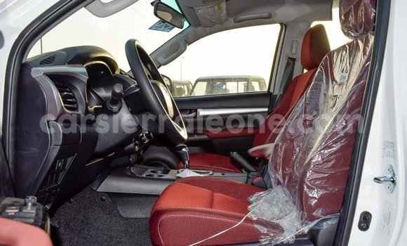 Buy Import Toyota Hilux White Car in Import - Dubai in Kailahun Buy Import Toyota Hilux White Car in Import - Dubai in Kailahun