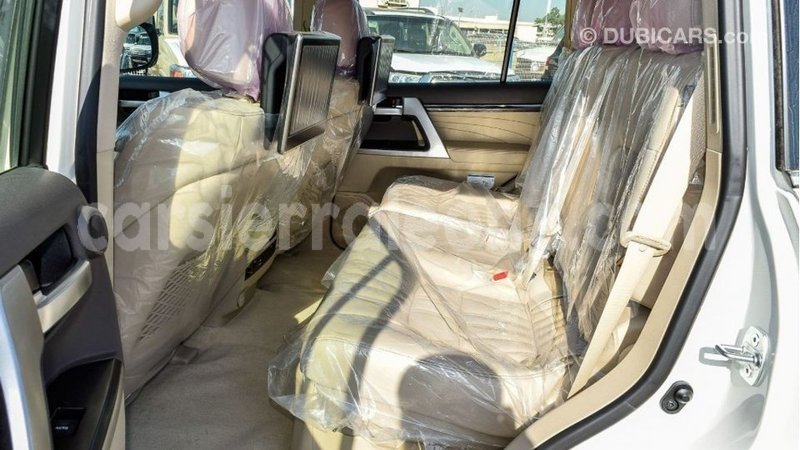 Big with watermark toyota land cruiser kailahun import dubai 5857