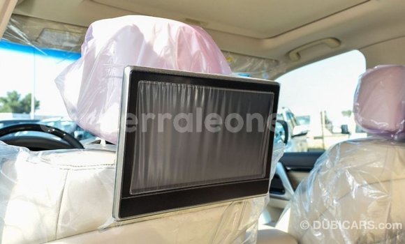 Buy Import Toyota Land Cruiser White Car in Import - Dubai in Kailahun Buy Import Toyota Land Cruiser White Car in Import - Dubai in Kailahun