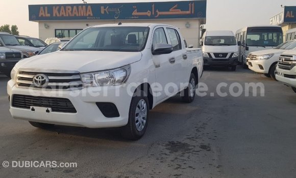 Buy Import Toyota Hilux White Car in Import - Dubai in Kailahun Buy Import Toyota Hilux White Car in Import - Dubai in Kailahun