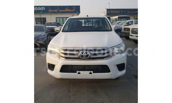 Buy Import Toyota Hilux White Car in Import - Dubai in Kailahun Buy Import Toyota Hilux White Car in Import - Dubai in Kailahun