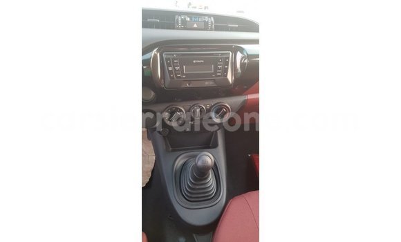 Buy Import Toyota Hilux White Car in Import - Dubai in Kailahun Buy Import Toyota Hilux White Car in Import - Dubai in Kailahun