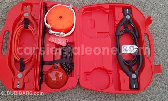 Buy Import Toyota Hilux White Car in Import - Dubai in Kailahun Buy Import Toyota Hilux White Car in Import - Dubai in Kailahun