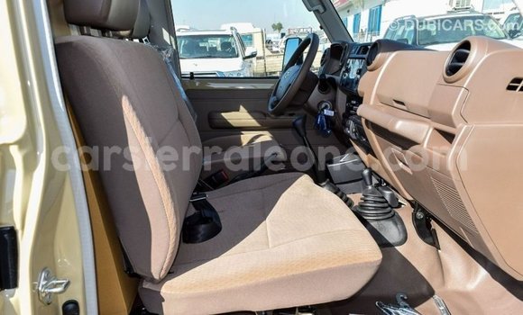 Buy Import Toyota Land Cruiser Beige Car in Import - Dubai in Kailahun Buy Import Toyota Land Cruiser Beige Car in Import - Dubai in Kailahun