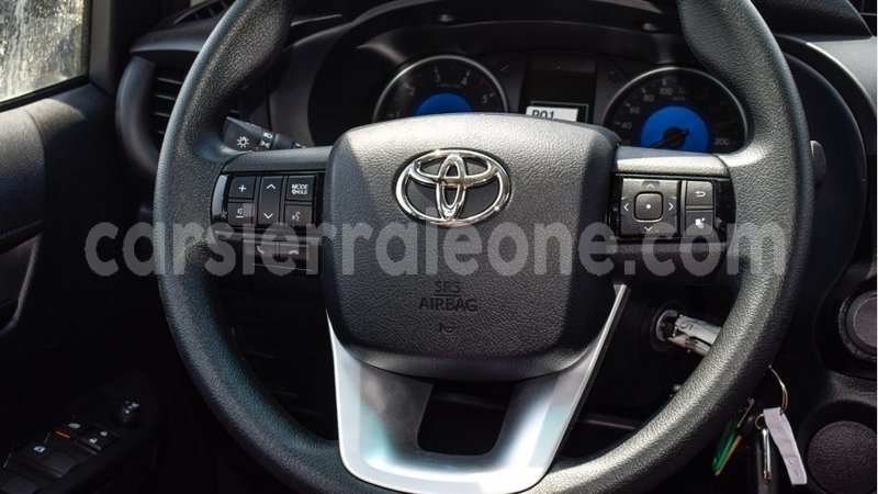 Big with watermark toyota hilux kailahun import dubai 5863