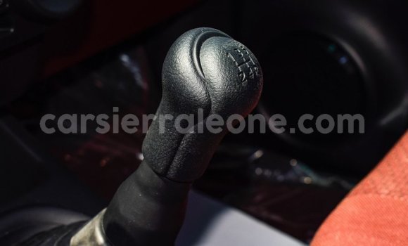 Buy Import Toyota Hilux White Car in Import - Dubai in Kailahun Buy Import Toyota Hilux White Car in Import - Dubai in Kailahun