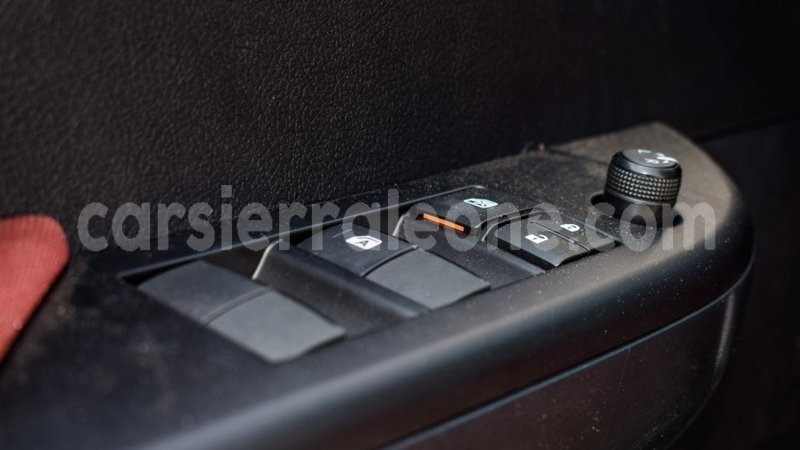 Big with watermark toyota hilux kailahun import dubai 5863