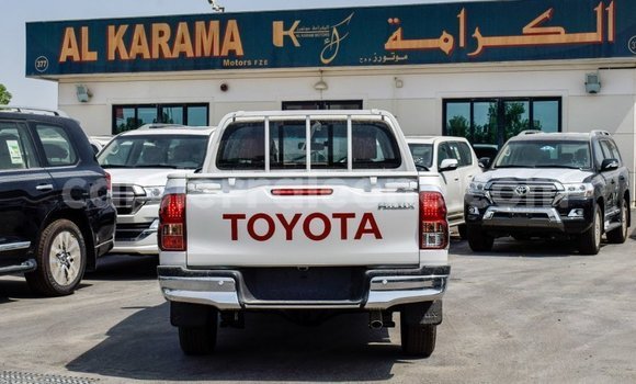 Buy Import Toyota Hilux White Car in Import - Dubai in Kailahun Buy Import Toyota Hilux White Car in Import - Dubai in Kailahun