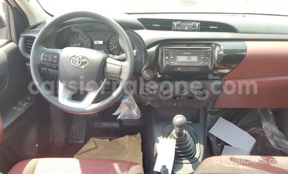 Buy Import Toyota Hilux White Car in Import - Dubai in Kailahun Buy Import Toyota Hilux White Car in Import - Dubai in Kailahun