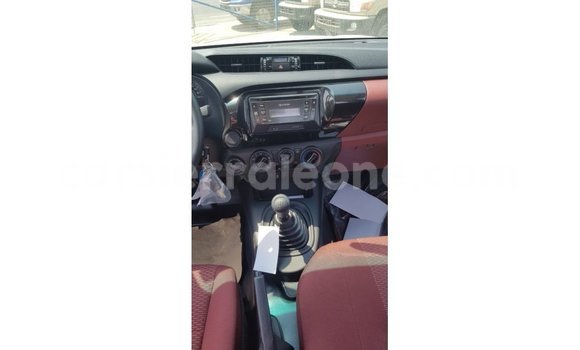 Buy Import Toyota Hilux White Car in Import - Dubai in Kailahun Buy Import Toyota Hilux White Car in Import - Dubai in Kailahun