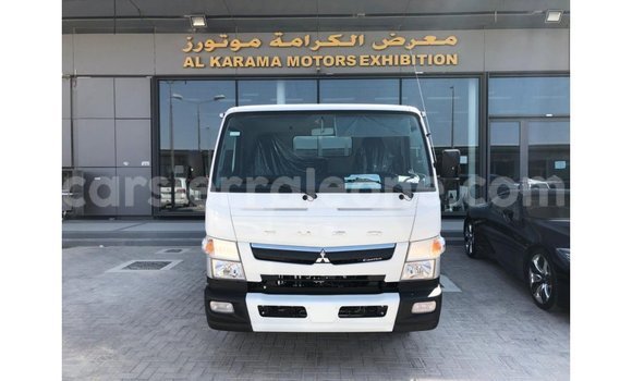 Buy Import Mitsubishi Carisma White Car in Import - Dubai in Kailahun Buy Import Mitsubishi Carisma White Car in Import - Dubai in Kailahun