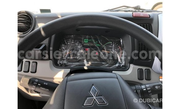 Buy Import Mitsubishi Carisma White Car in Import - Dubai in Kailahun Buy Import Mitsubishi Carisma White Car in Import - Dubai in Kailahun