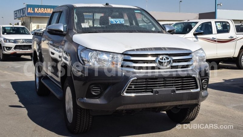Big with watermark toyota hilux kailahun import dubai 5870