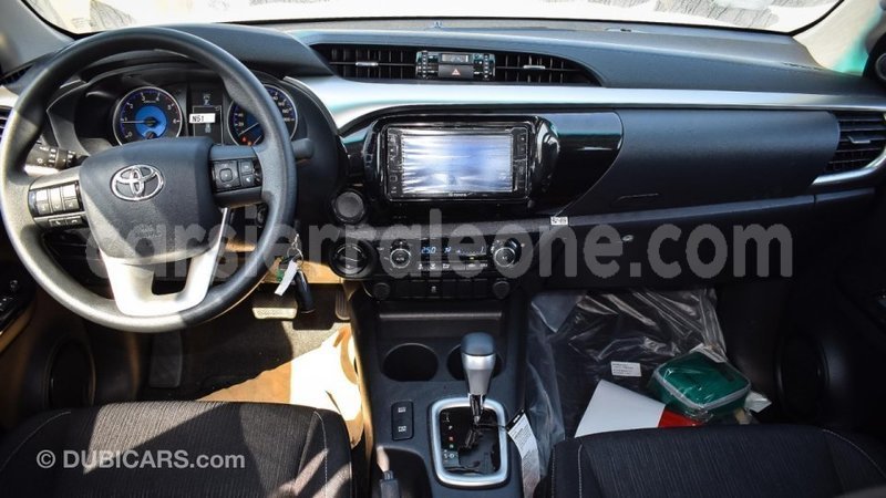 Big with watermark toyota hilux kailahun import dubai 5870