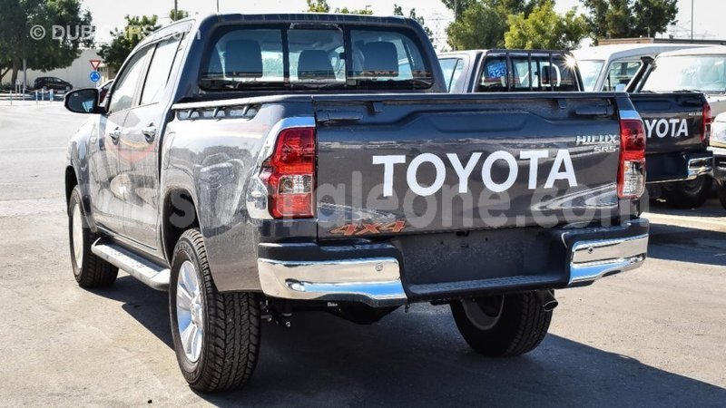 Big with watermark toyota hilux kailahun import dubai 5870