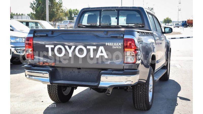 Big with watermark toyota hilux kailahun import dubai 5870