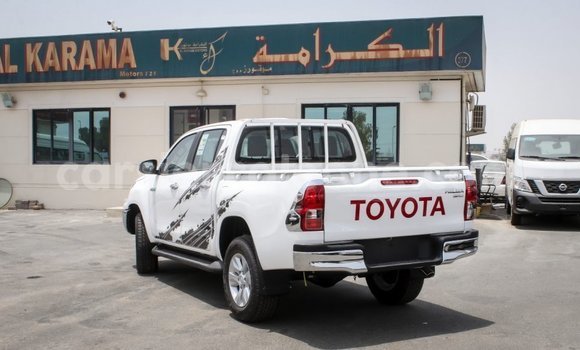 Buy Import Toyota Hilux White Car in Import - Dubai in Kailahun Buy Import Toyota Hilux White Car in Import - Dubai in Kailahun