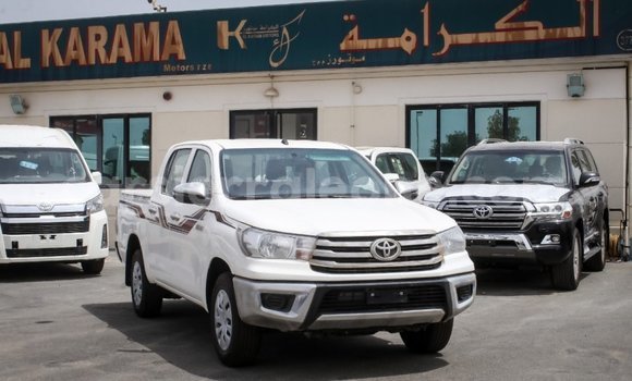 Buy Import Toyota Hilux White Car in Import - Dubai in Kailahun Buy Import Toyota Hilux White Car in Import - Dubai in Kailahun