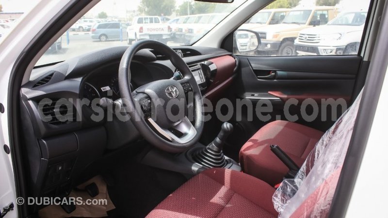 Big with watermark toyota hilux kailahun import dubai 5874