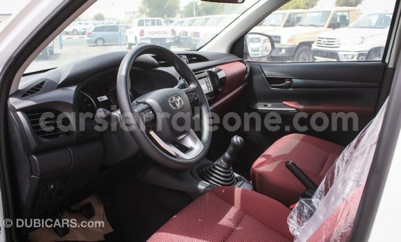 Buy Import Toyota Hilux White Car in Import - Dubai in Kailahun Buy Import Toyota Hilux White Car in Import - Dubai in Kailahun